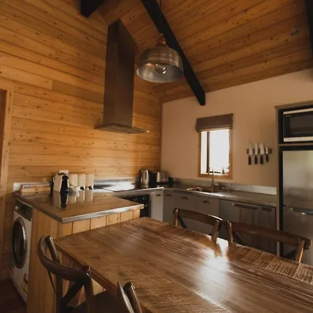 Alpine Lodges Lake Tekapo Exterior photo